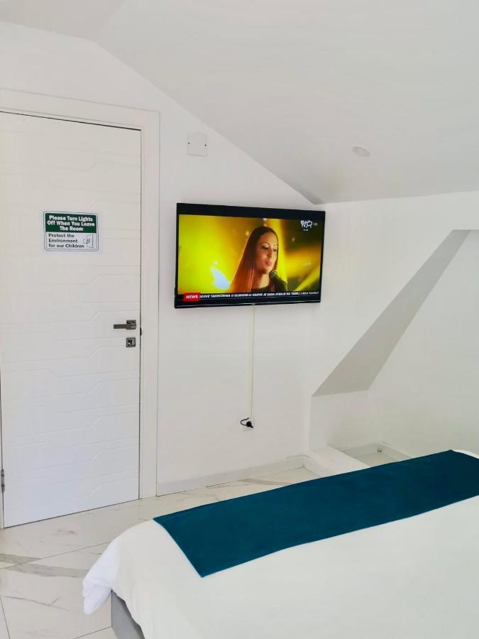 Lumiere Luxe Suites Belgrad Exterior foto