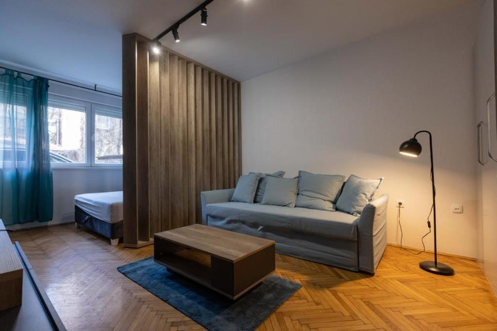 Lumiere Luxe Suites Belgrad Exterior foto